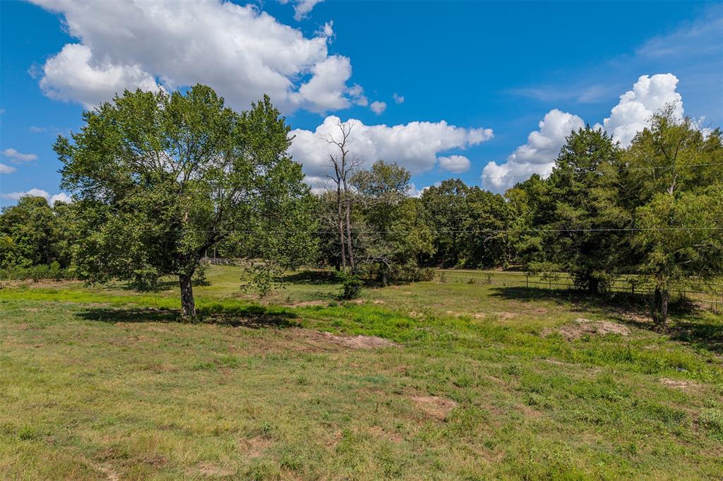5250 Fm 2494 Property Photo 6