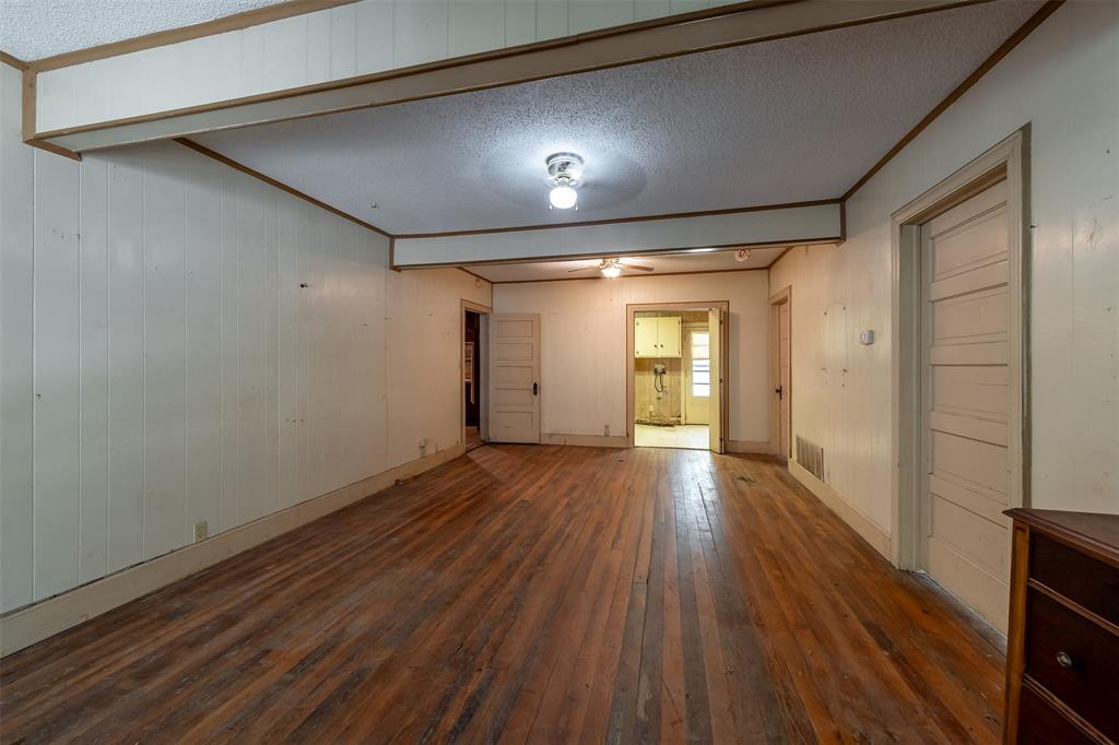 5250 Fm 2494 Property Photo 21