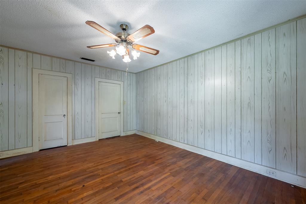 5250 Fm 2494 Property Photo 24