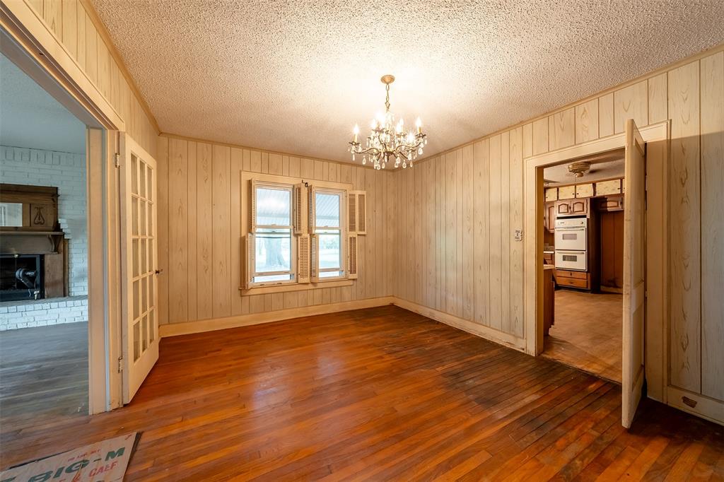 5250 Fm 2494 Property Photo 27