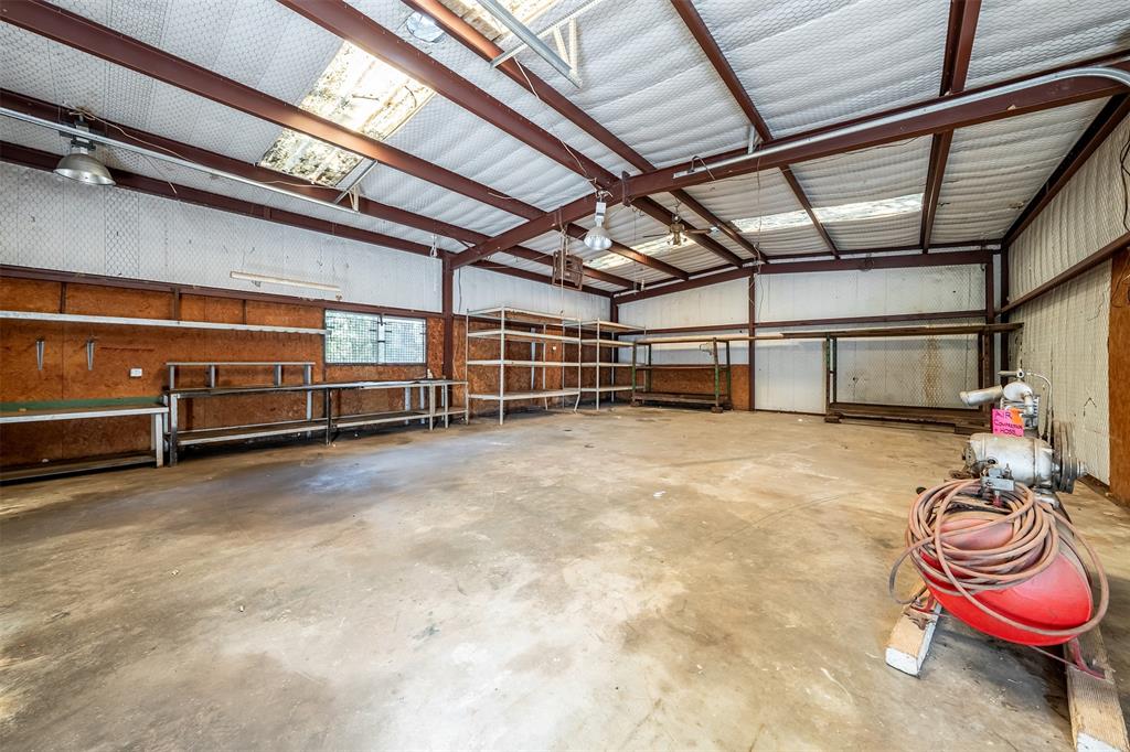 5250 Fm 2494 Property Photo 37