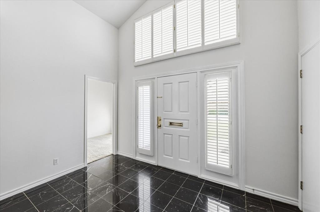 22 One Main Place Property Photo 10