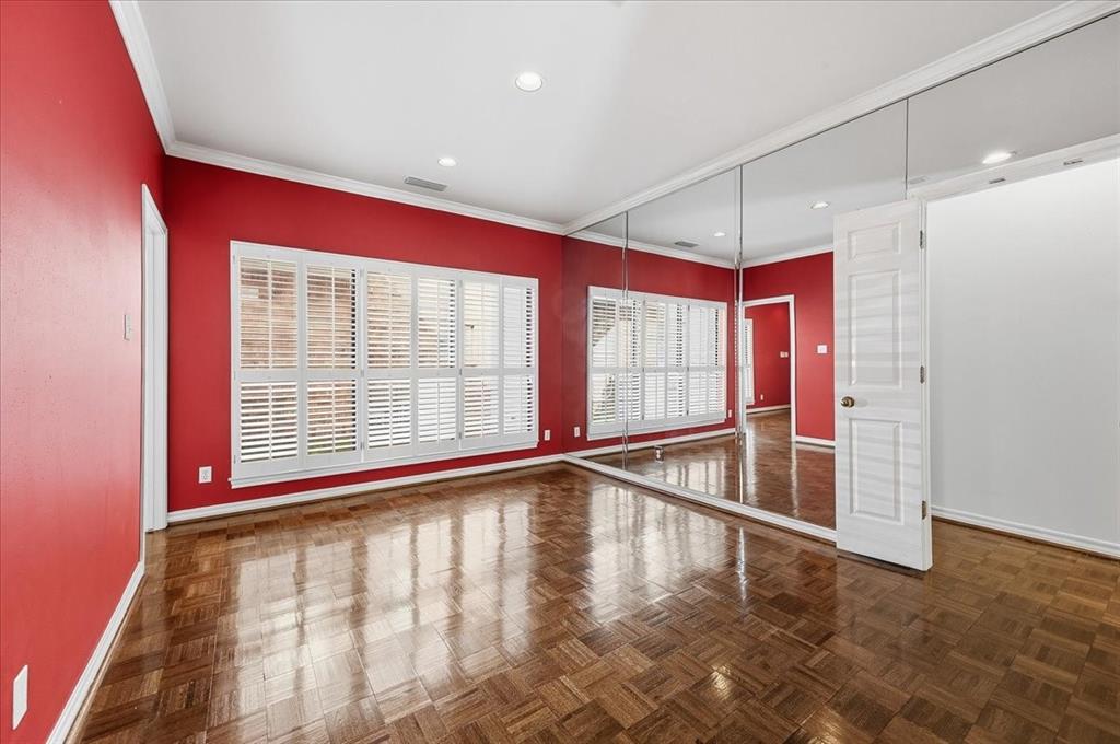 22 One Main Place Property Photo 19
