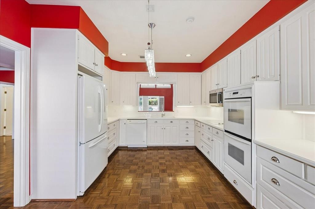 22 One Main Place Property Photo 21