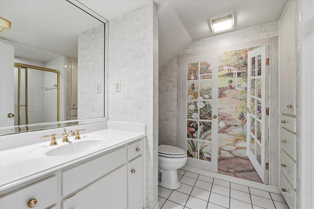 22 One Main Place Property Photo 31