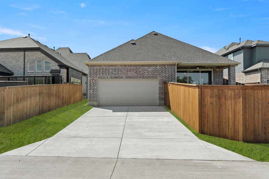 12806 Meadow Glen Street Property Photo 38