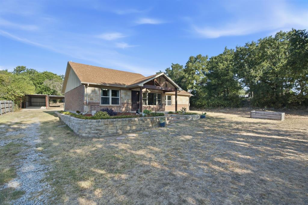 328 Silver Lane Property Photo 4