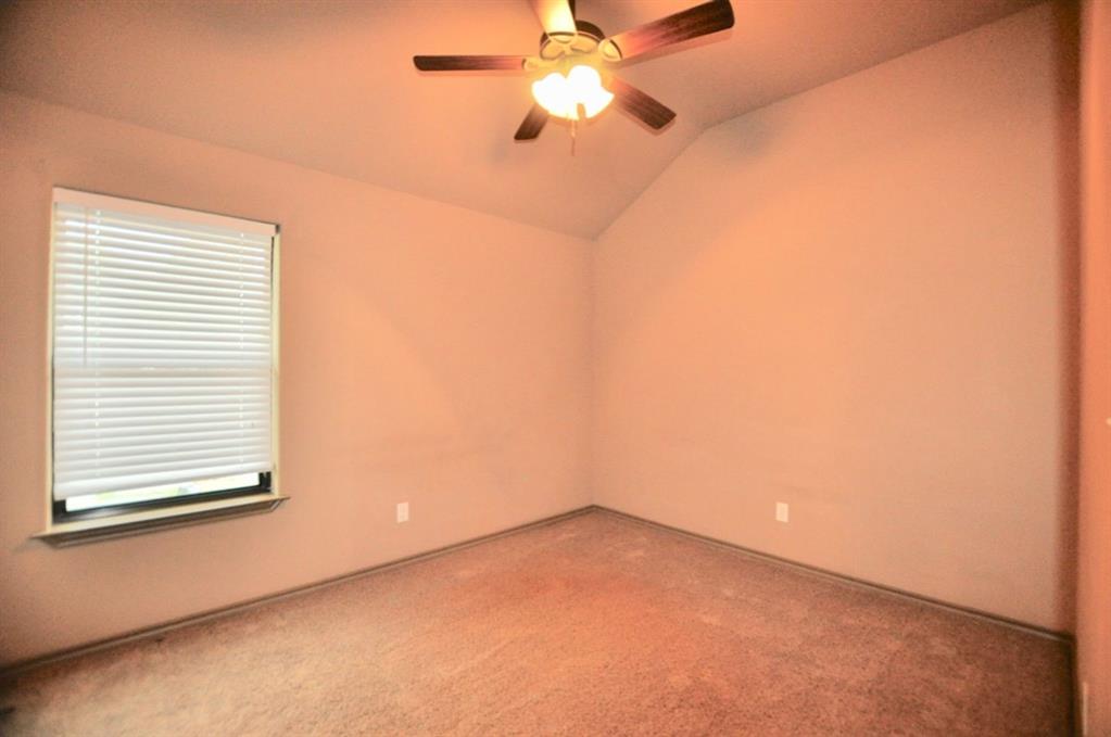 663 W Tarleton Street 201 Property Photo 11