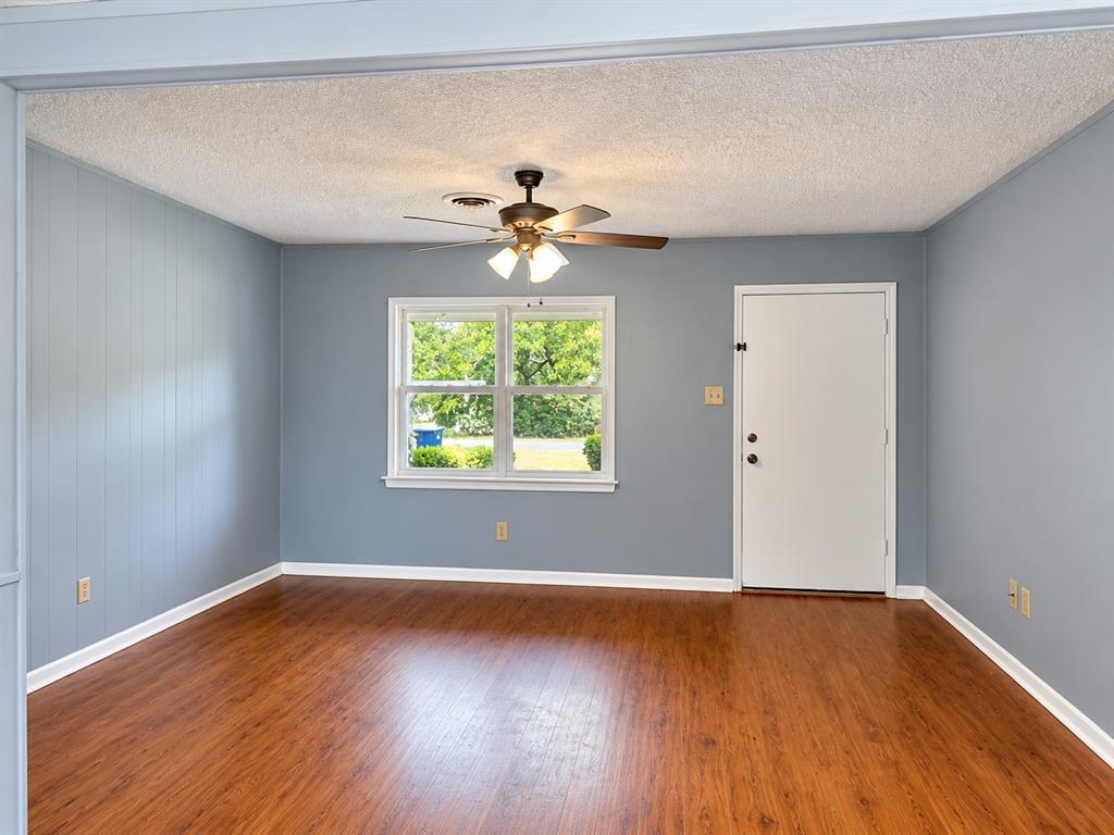 156 George Scott Street Property Photo 3