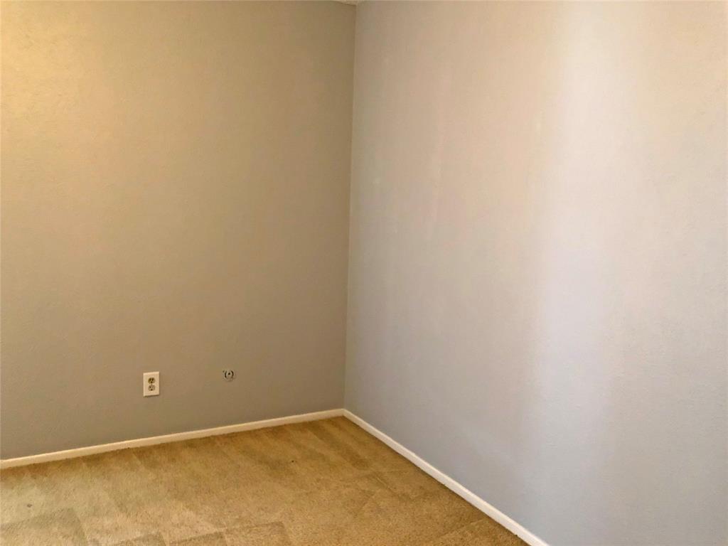 2111 E Belt Line Road 1 Property Photo 10
