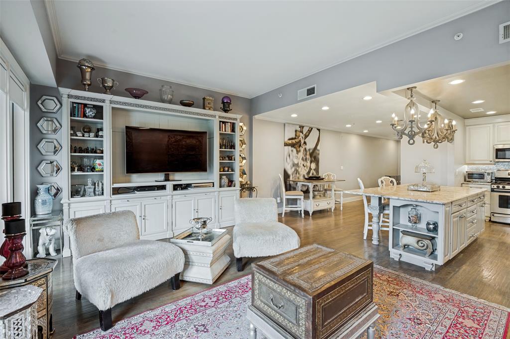 5055 Addison Circle 423 Property Photo 12