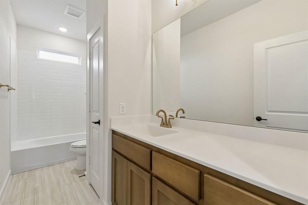5732 Glynda Drive Property Photo 16