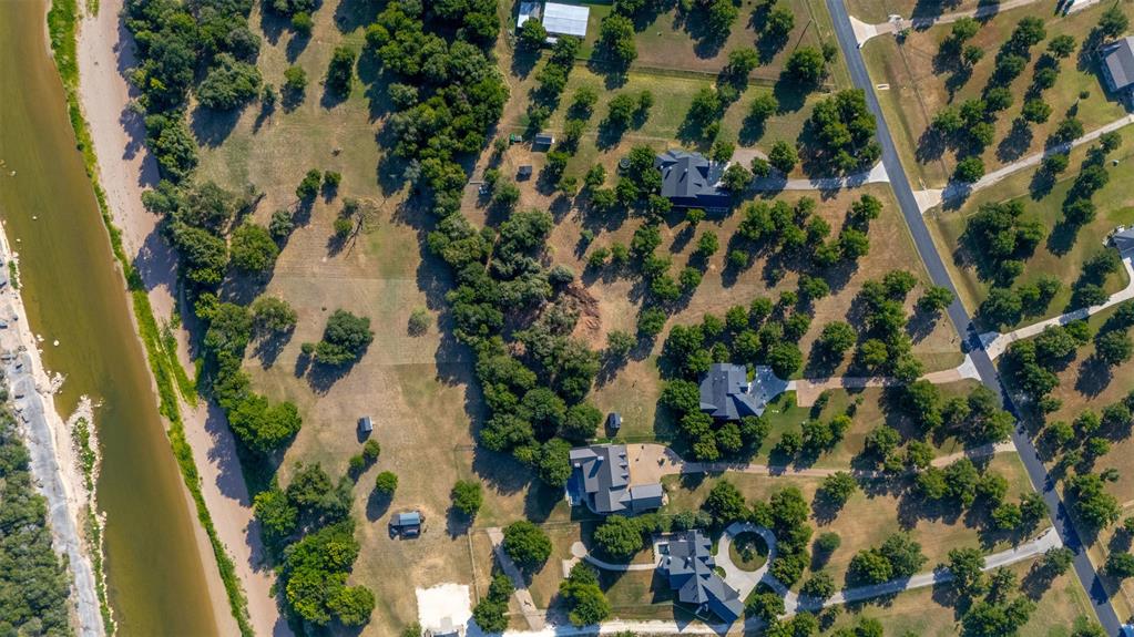 11008 Orchards Boulevard Property Photo 4