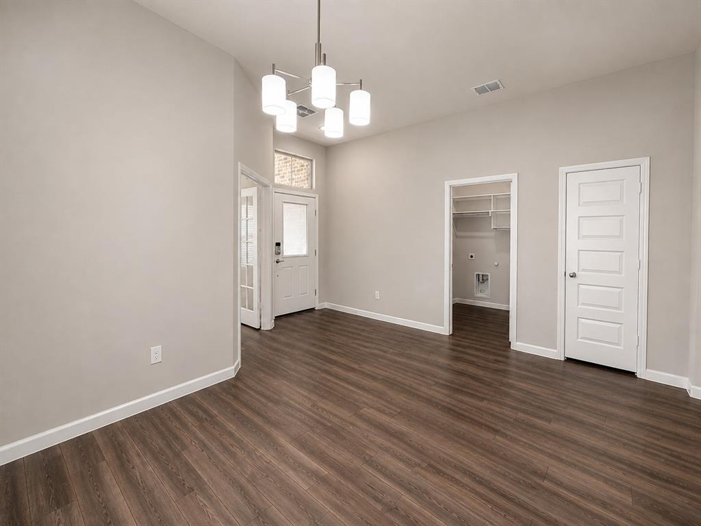 3428 Flatiron Drive Property Photo 3