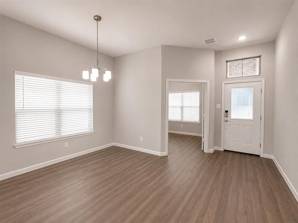 3428 Flatiron Drive Property Photo 4