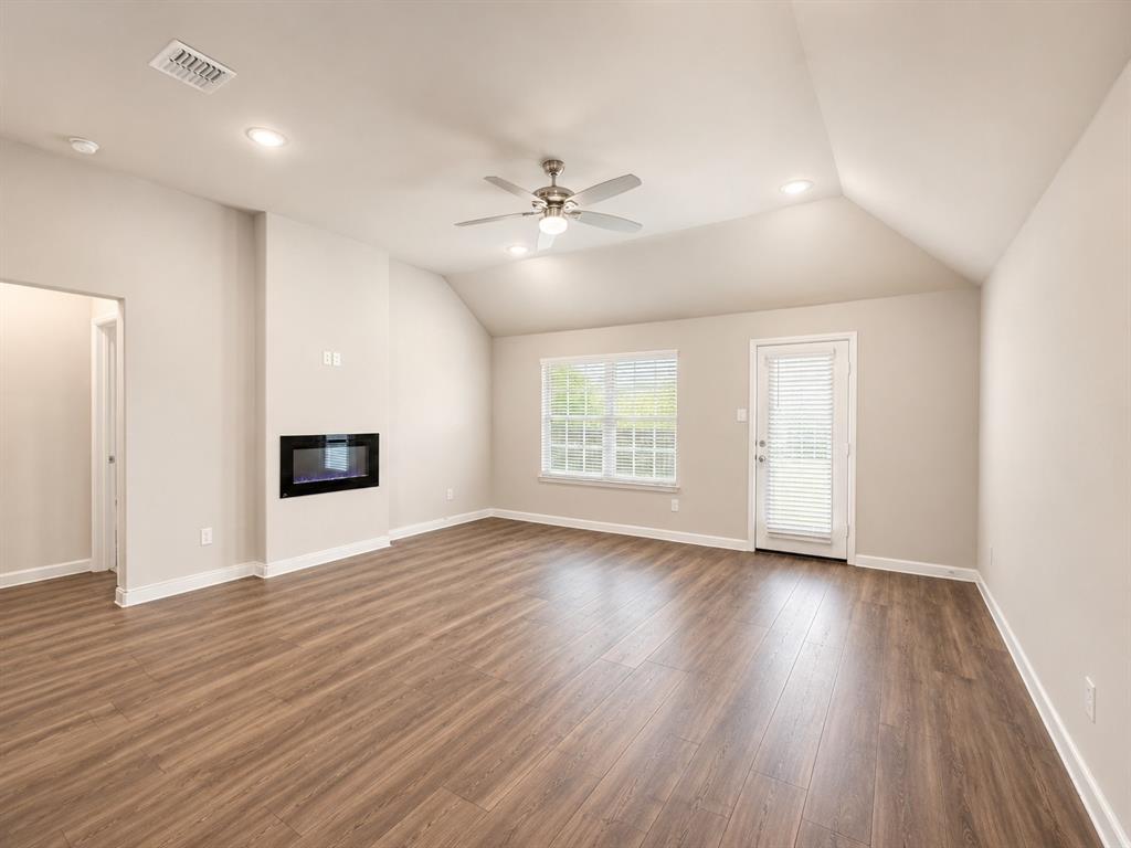 3428 Flatiron Drive Property Photo 10