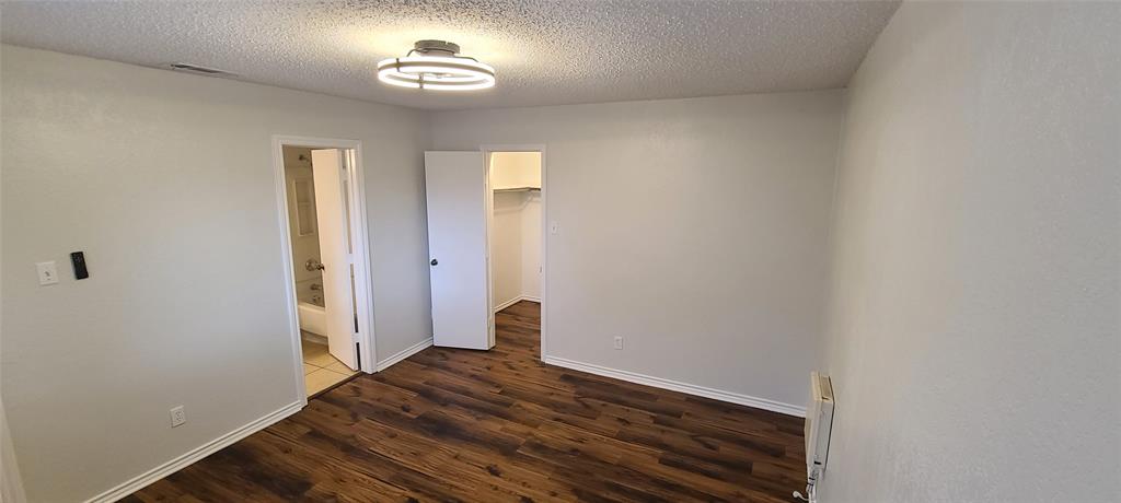 17811 Farley Trail Property Photo 7