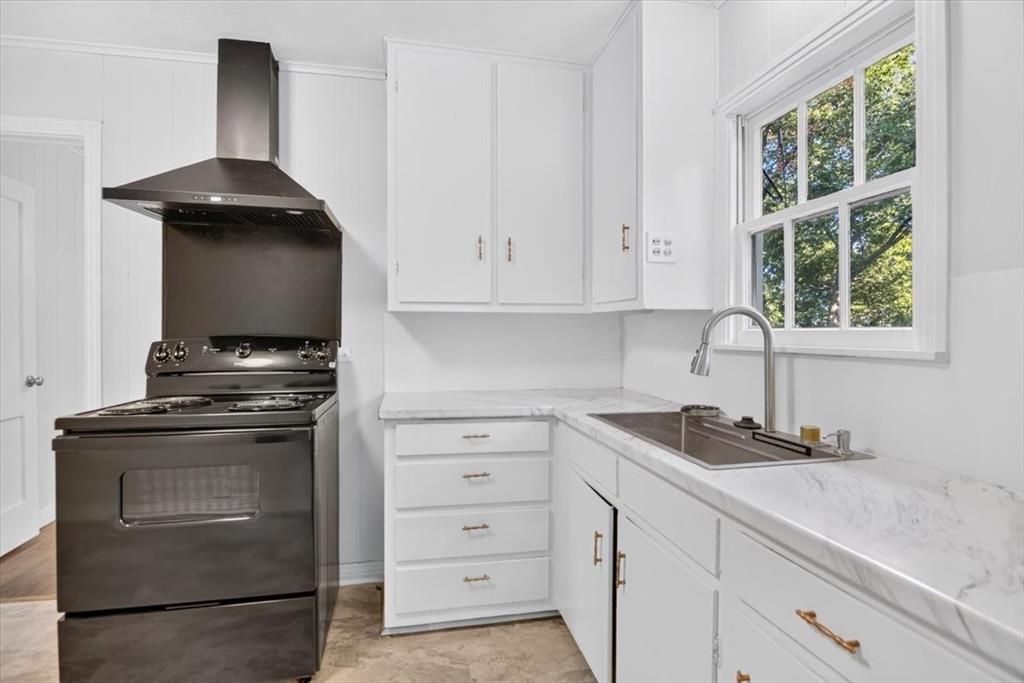 4108 Austin Avenue Property Photo 10