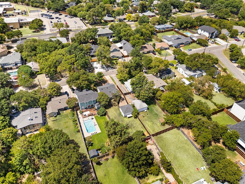10357 Country Club Drive Property Photo 6