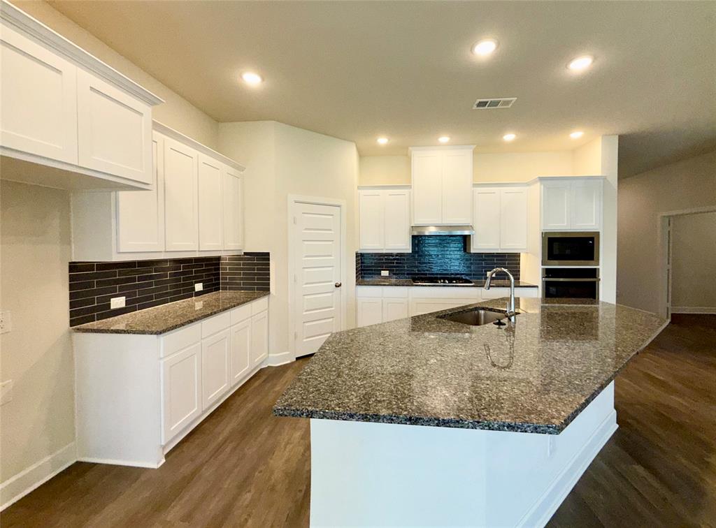 1804 Welker Drive Property Photo 3
