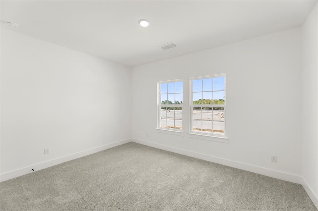 3413 Running Springs Drive Property Photo 4