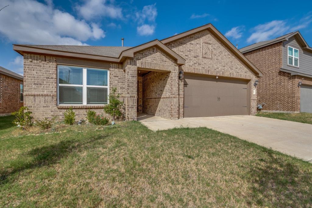 305 Shaw Creek Boulevard Property Photo 1