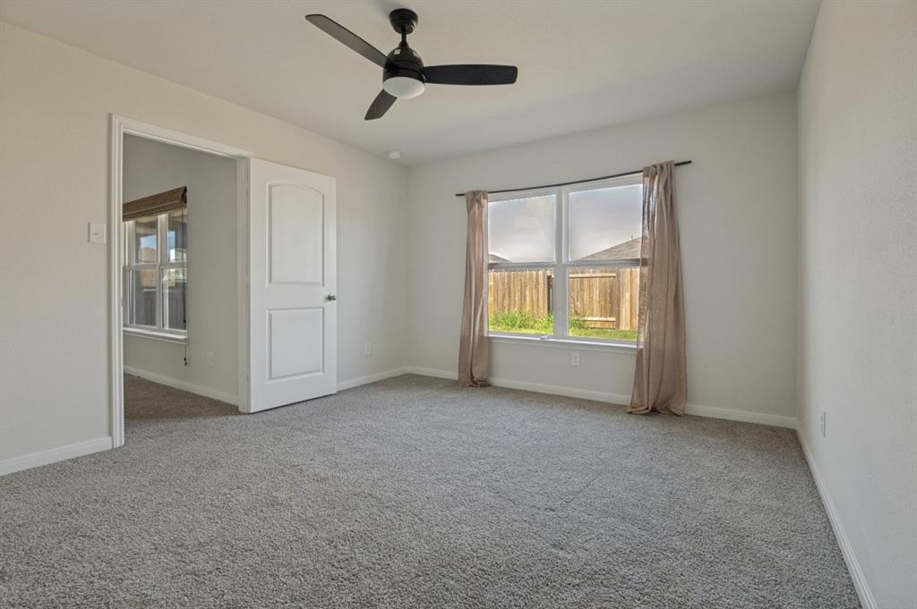305 Shaw Creek Boulevard Property Photo 8