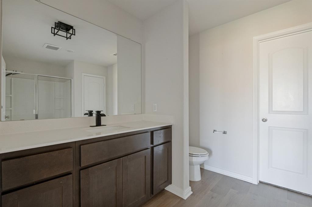 305 Shaw Creek Boulevard Property Photo 10