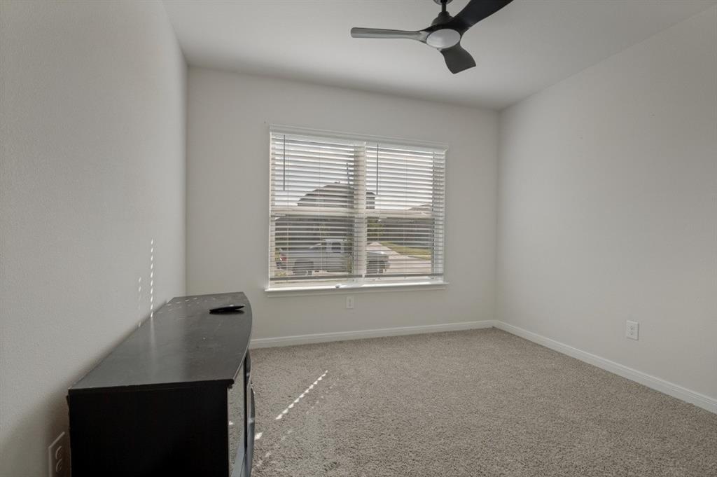 305 Shaw Creek Boulevard Property Photo 13