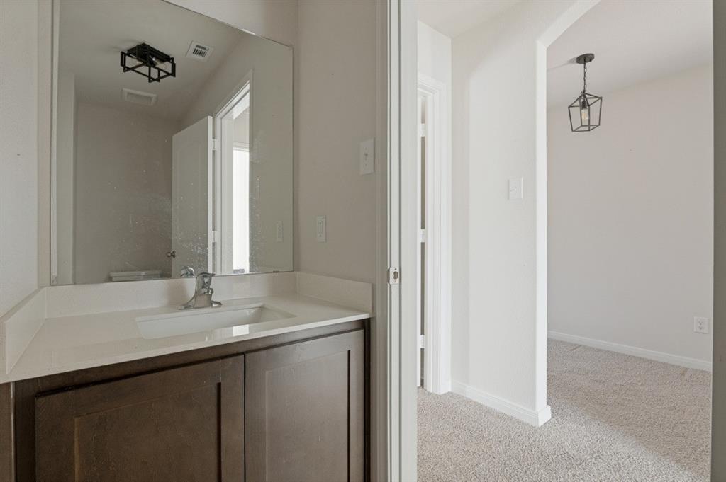 305 Shaw Creek Boulevard Property Photo 14