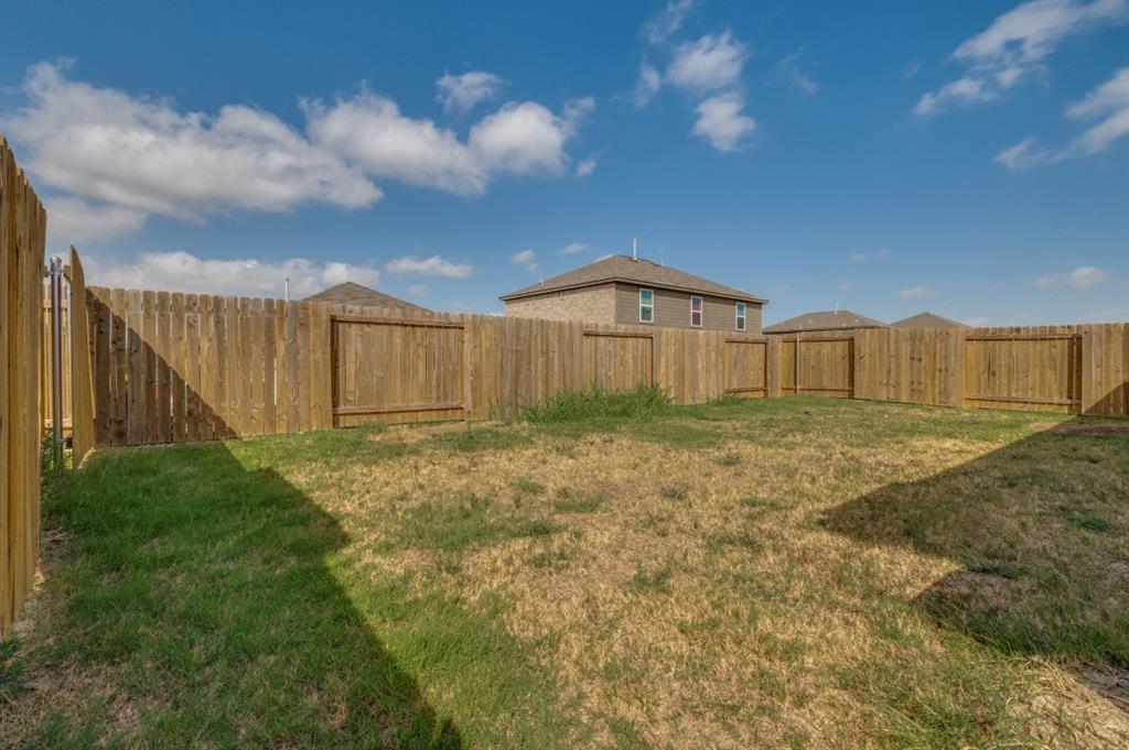 305 Shaw Creek Boulevard Property Photo 18