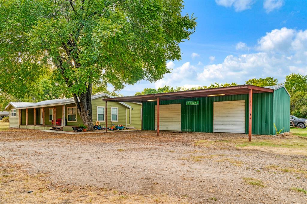 175 County Road 2032 Property Photo 3