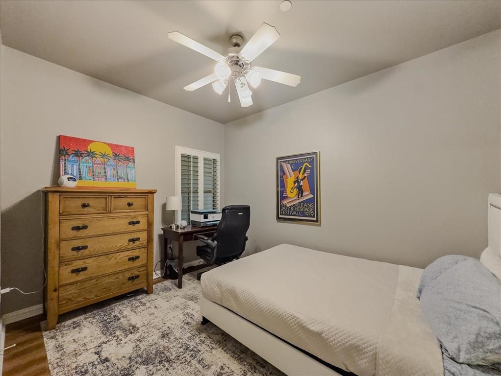 2829 Mott Street Property Photo 21