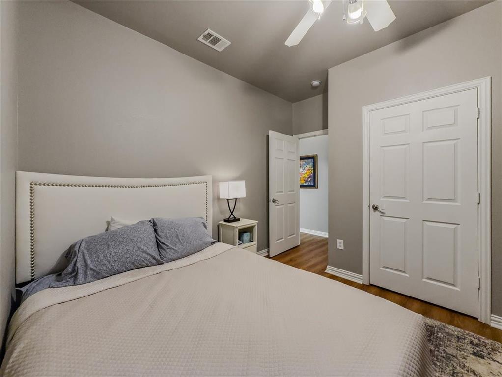 2829 Mott Street Property Photo 22