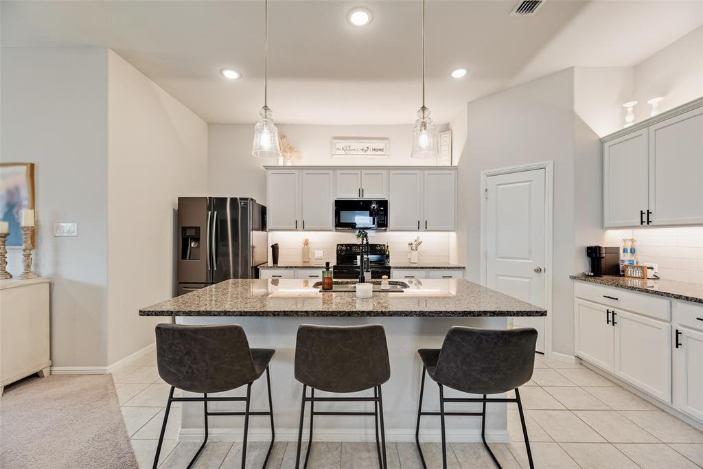 2107 Auburndale Avenue Property Photo 10
