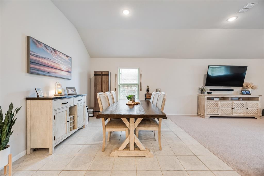 2107 Auburndale Avenue Property Photo 16