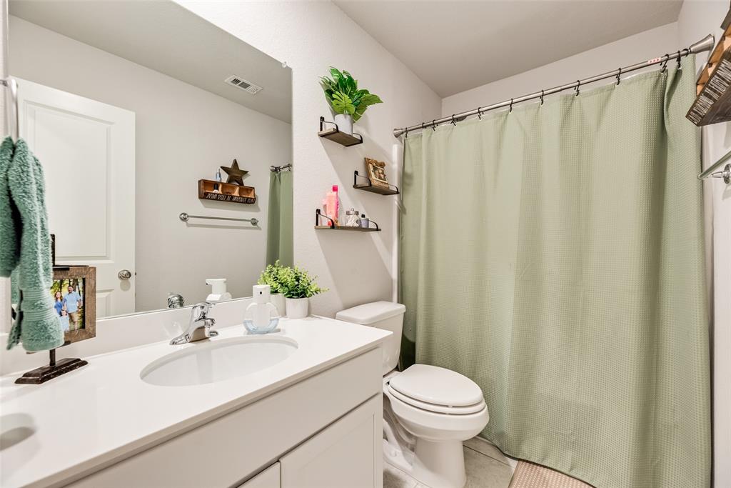 2107 Auburndale Avenue Property Photo 22