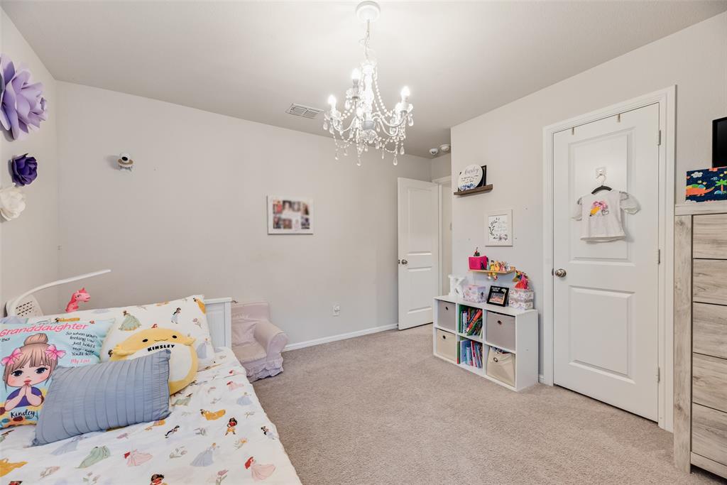 2107 Auburndale Avenue Property Photo 23
