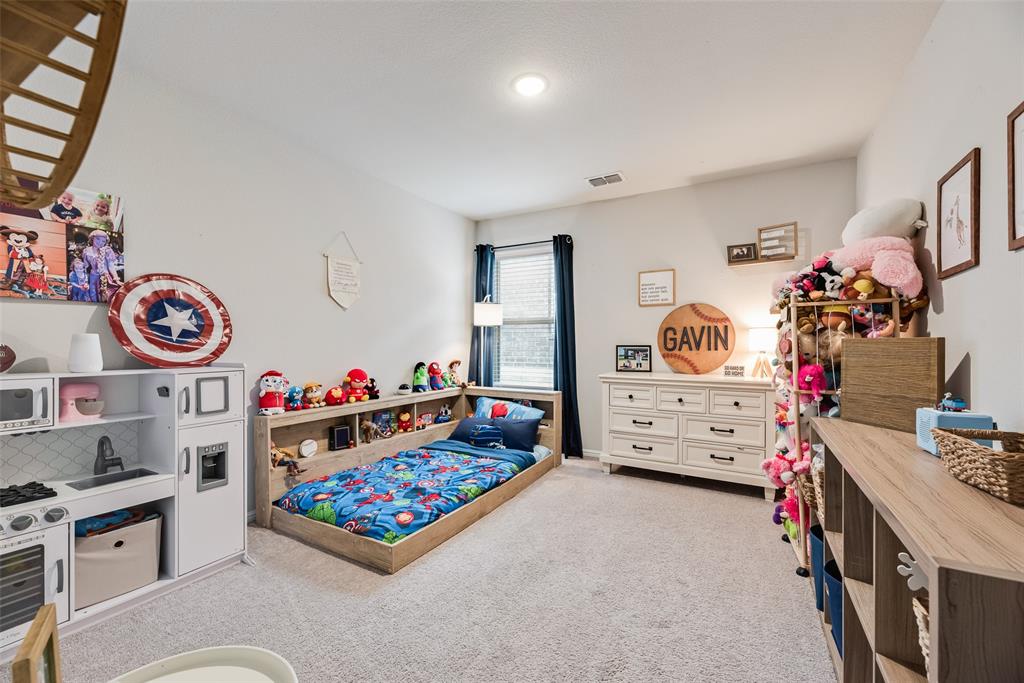 2107 Auburndale Avenue Property Photo 24