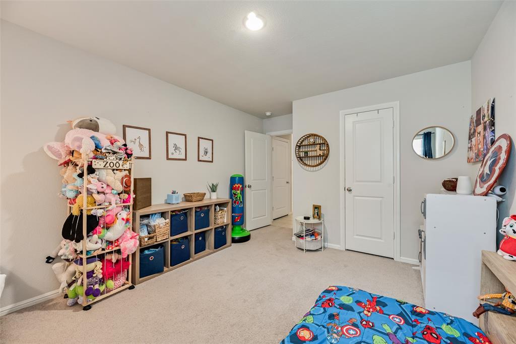 2107 Auburndale Avenue Property Photo 25