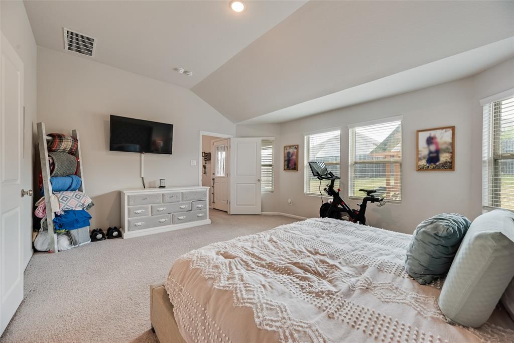 2107 Auburndale Avenue Property Photo 27