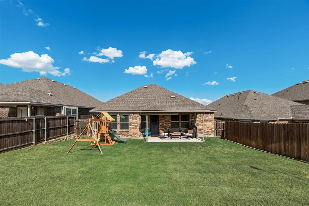 2107 Auburndale Avenue Property Photo 34
