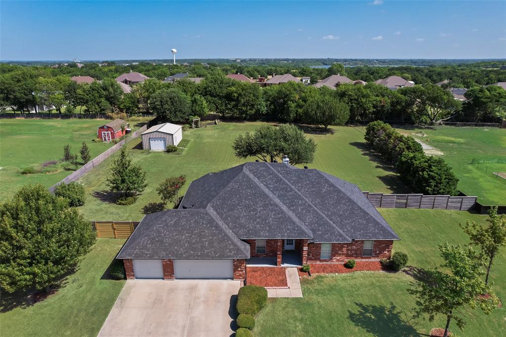 268 Shoreview Property Photo 1
