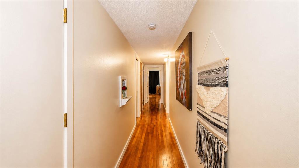 1900 S Walnut Street Property Photo 13