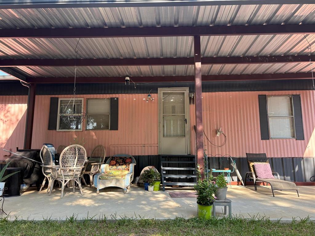 935 S Cardinal Road Property Photo 1