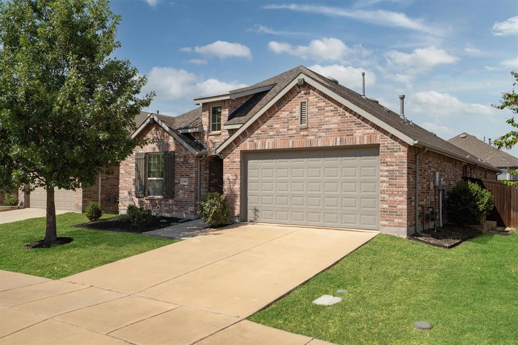 1505 Spoonbill Drive Property Photo 1