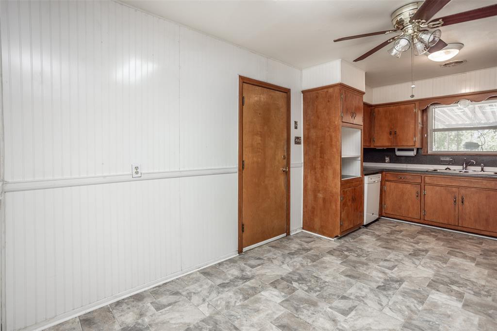 2218 Fm 2071 Property Photo 8