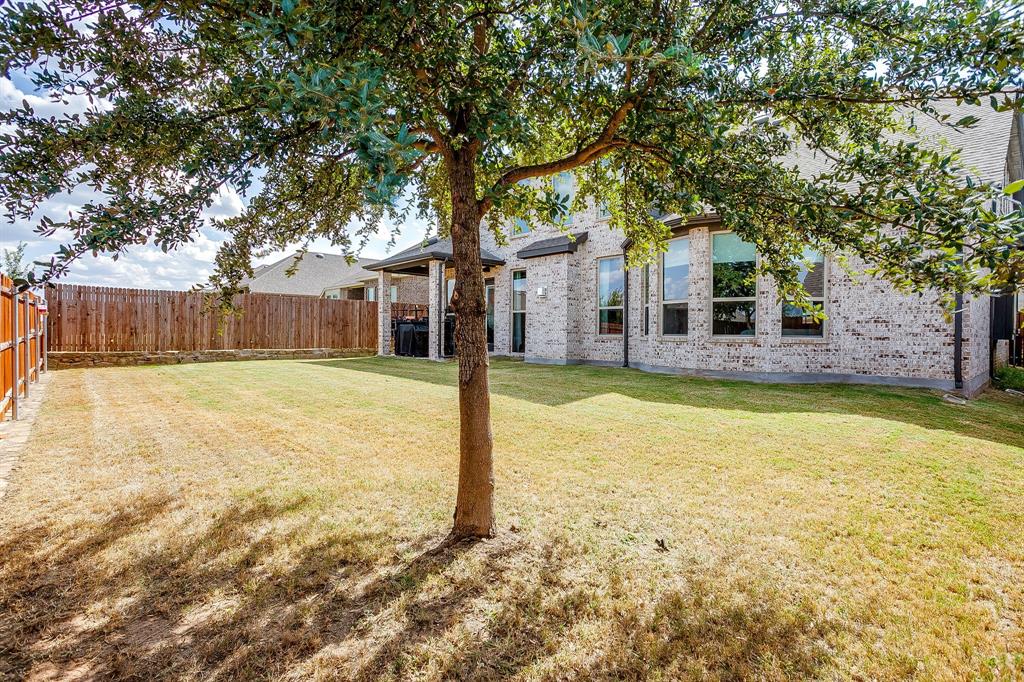 621 Brody Trail Property Photo 35