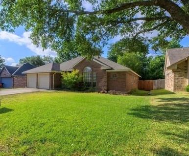 157 Summerhill Drive Property Photo 2