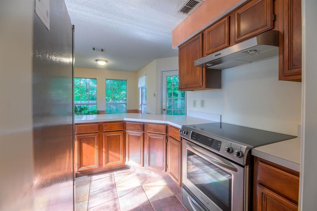 157 Summerhill Drive Property Photo 8